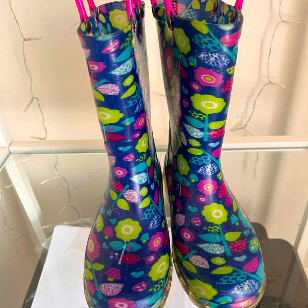 Girls rain boots size 12